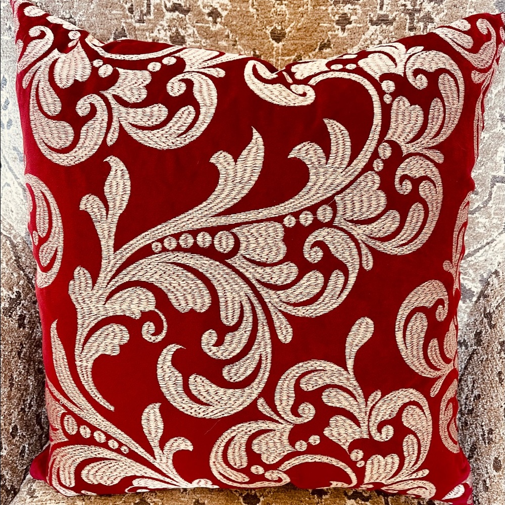 Accent pillow